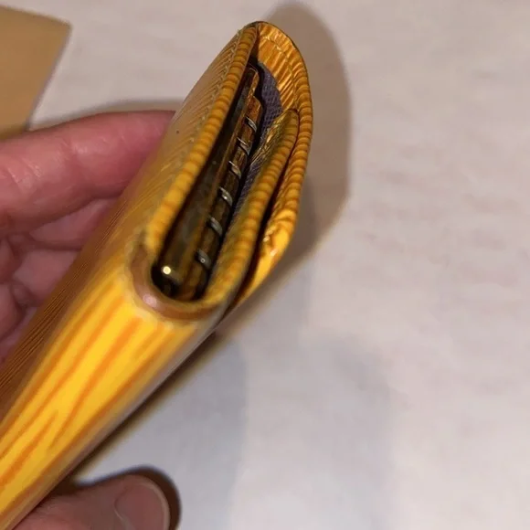 Louis Vuitton Yellow Epi 6 Key Holder #CA0979